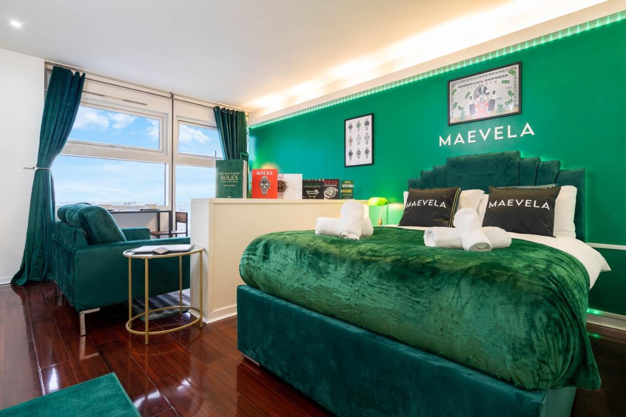Maevela Apartments - Top Floor Rolex Themed Studio Apt Inside The Cube, Mailbox - Free Netflix & Wifi Бирмингем Экстерьер фото